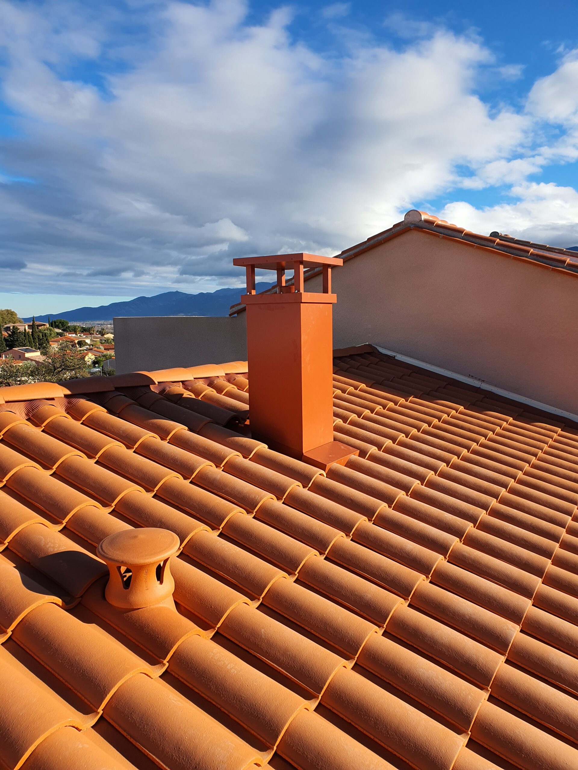 Couvreur zingueur à Perpignan : un expert de la toiture pour une maison plus pérenne